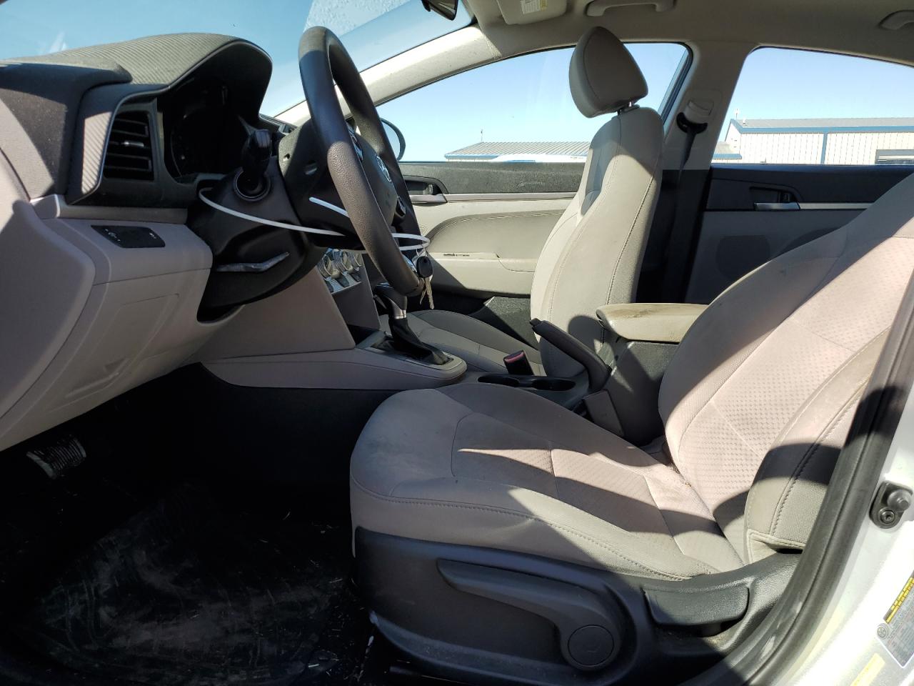 2019 Hyundai Elantra Se VIN: 5NPD74LF4KH493711 Lot: 82445865