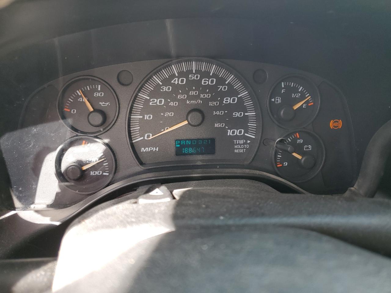 2005 Chevrolet Express G1500 VIN: 1GCFG15X551183687 Lot: 85323365