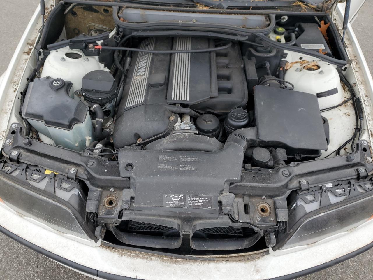 2001 BMW 325 I VIN: WBAAV33431EE80013 Lot: 89847125