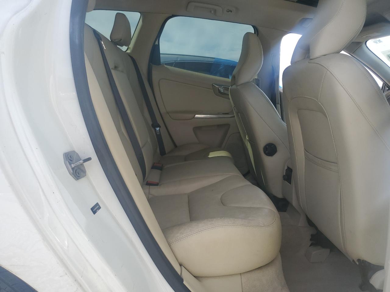 2015 Volvo Xc60 T5 Premier VIN: YV4612RK0F2629419 Lot: 85158295