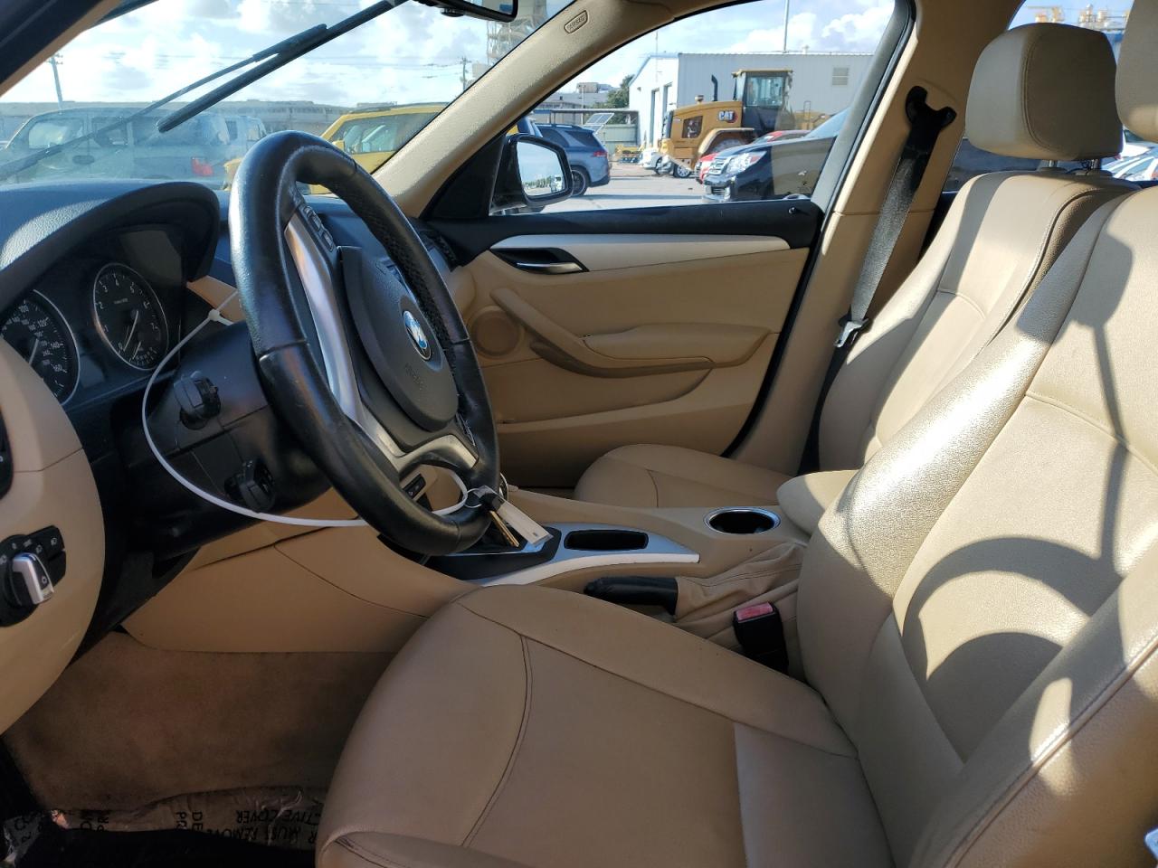 2013 BMW X1 xDrive28I VIN: WBAVL1C55DVR87503 Lot: 82313415