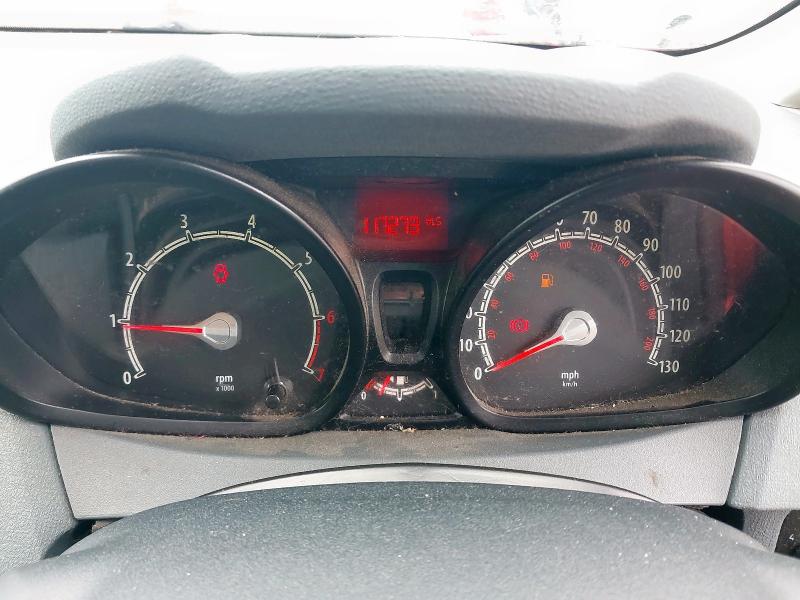 2009 FORD FIESTA STYLE 82 