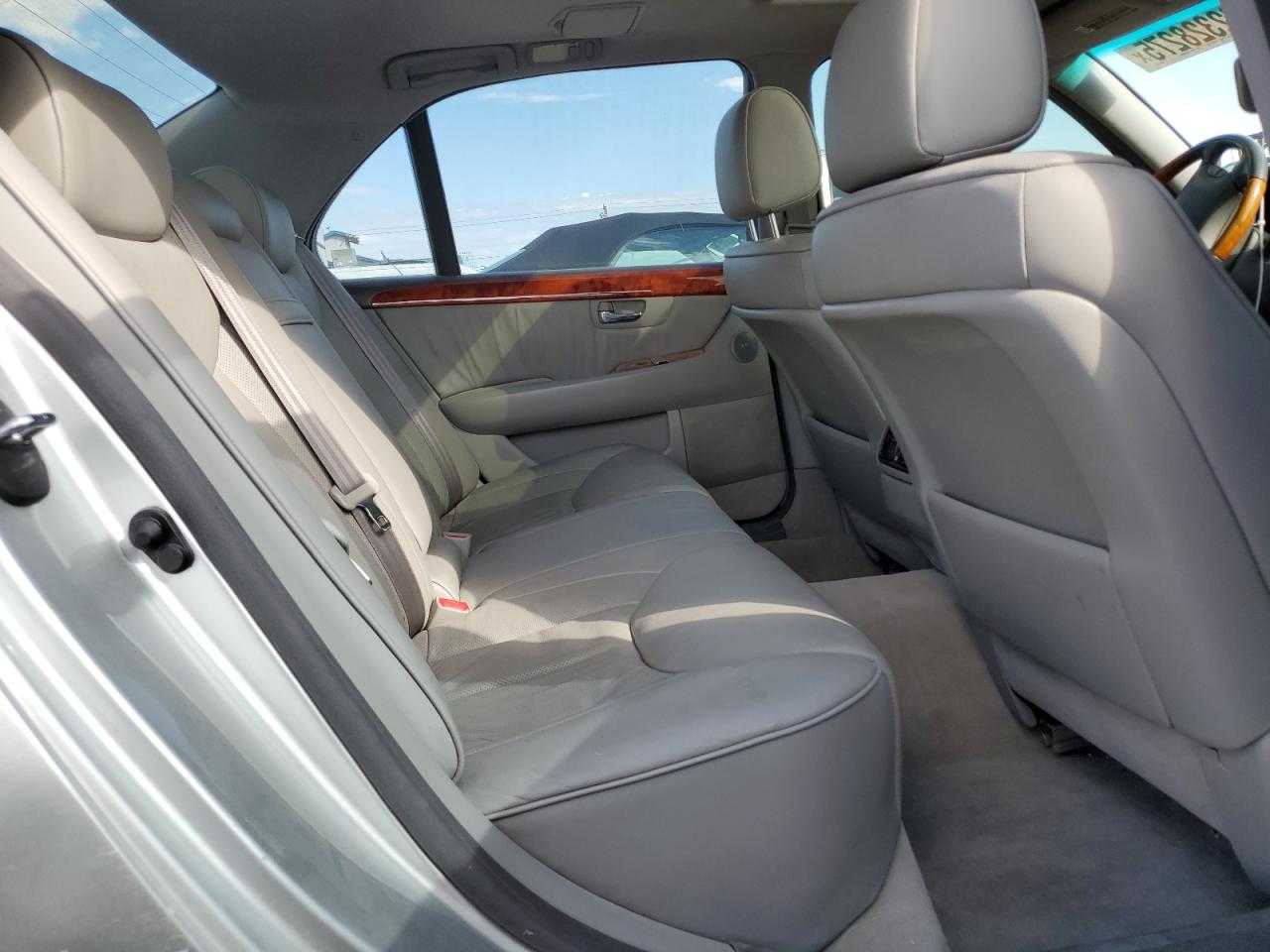 2005 Lexus Ls 430 VIN: JTHBN36F055010303 Lot: 82328275