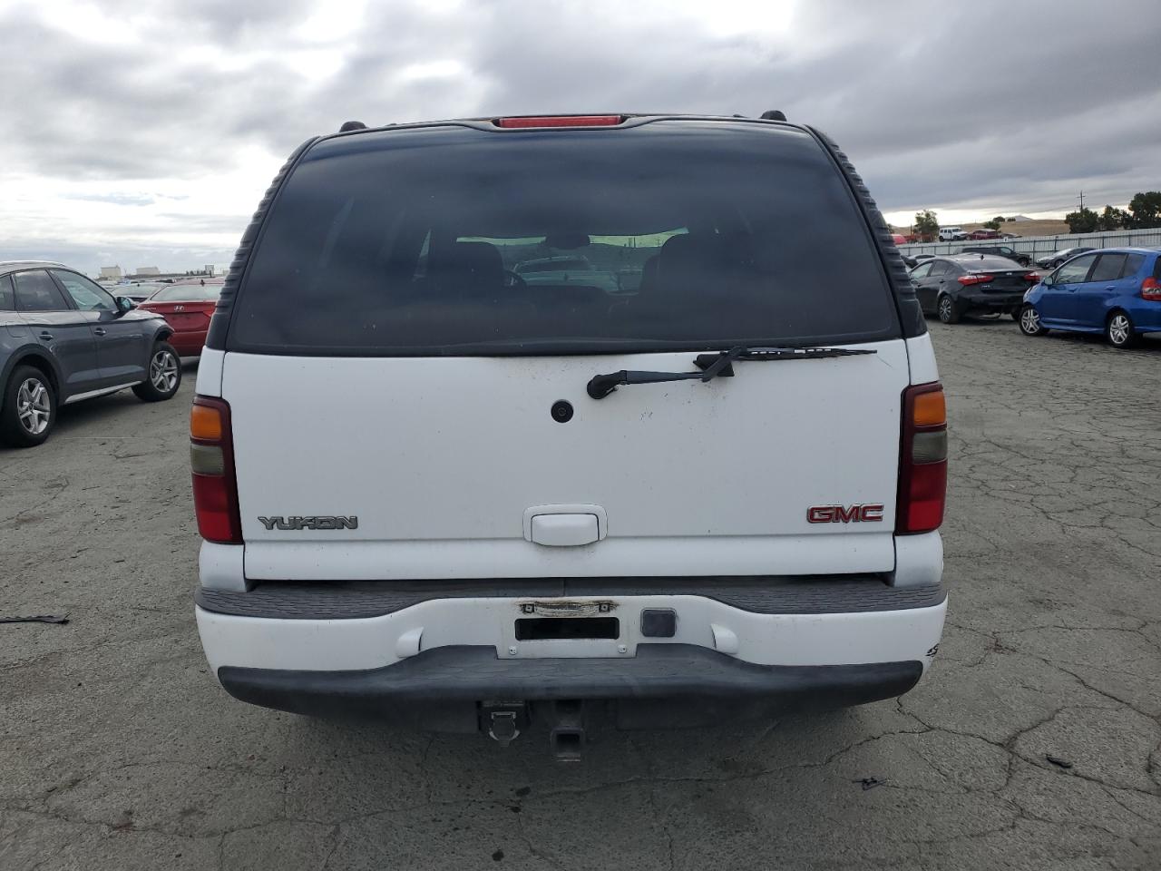 2003 GMC Yukon Denali VIN: 1GKEK63U43J284141 Lot: 82218265