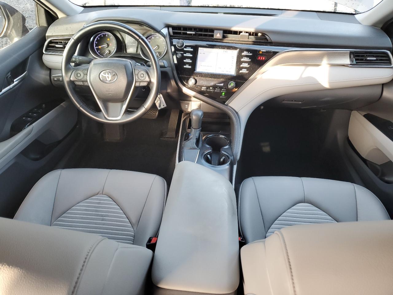 2019 Toyota Camry L VIN: 4T1B11HKXKU171718 Lot: 85324065