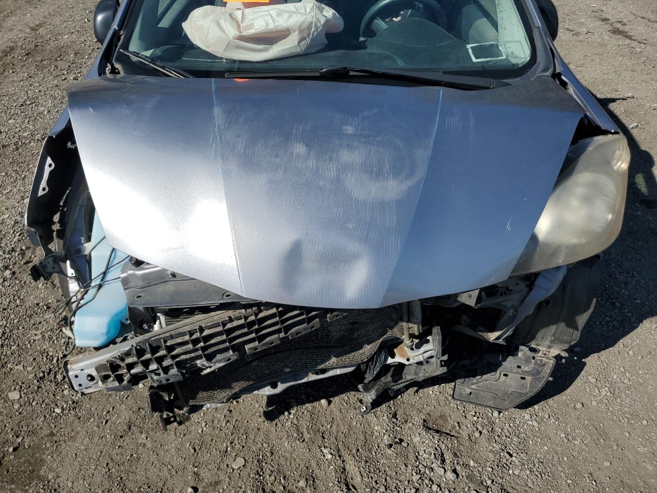 2010 Honda Fit VIN: JHMGE8G20AC024299 Lot: 82595895