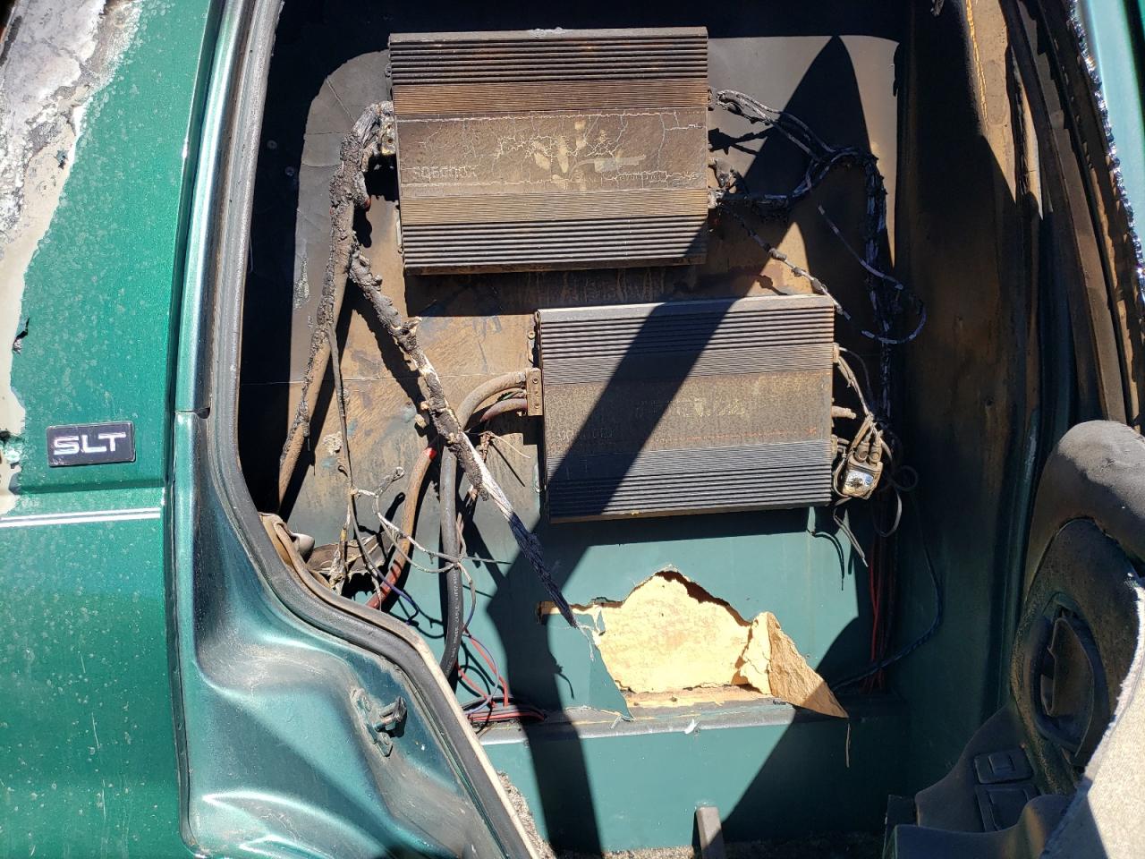 1996 GMC Yukon VIN: 1GKEK13R4TJ748866 Lot: 80756305