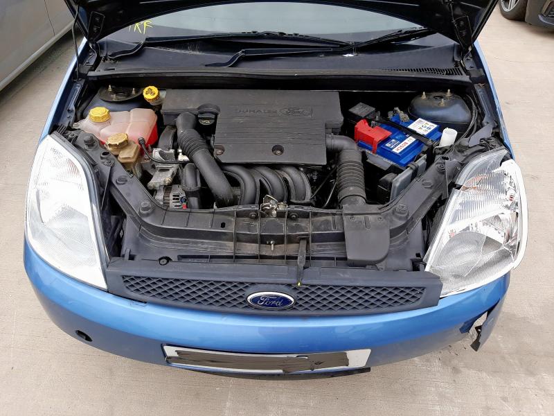 2003 FORD FIESTA LX 