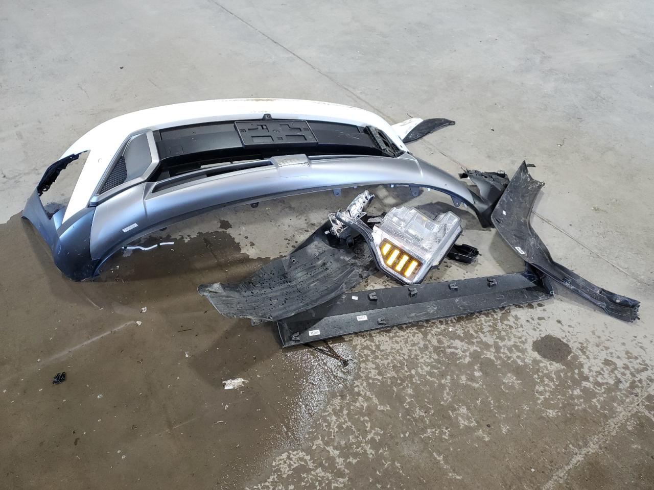 2024 Hyundai Kona Limited VIN: KM8HECA34RU136812 Lot: 86061725