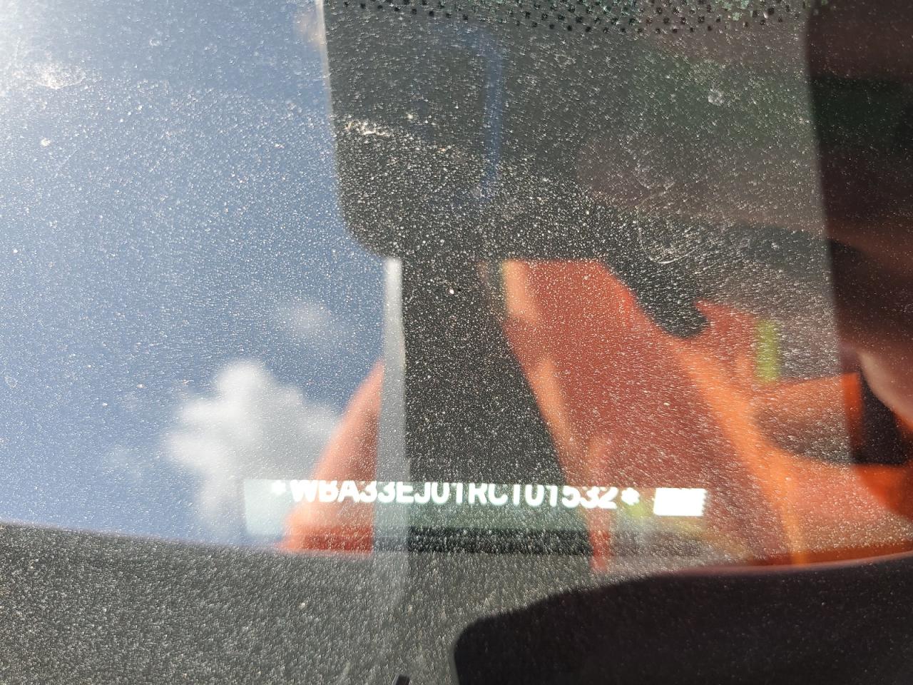 Фото: WBA33EJ01RCT01532