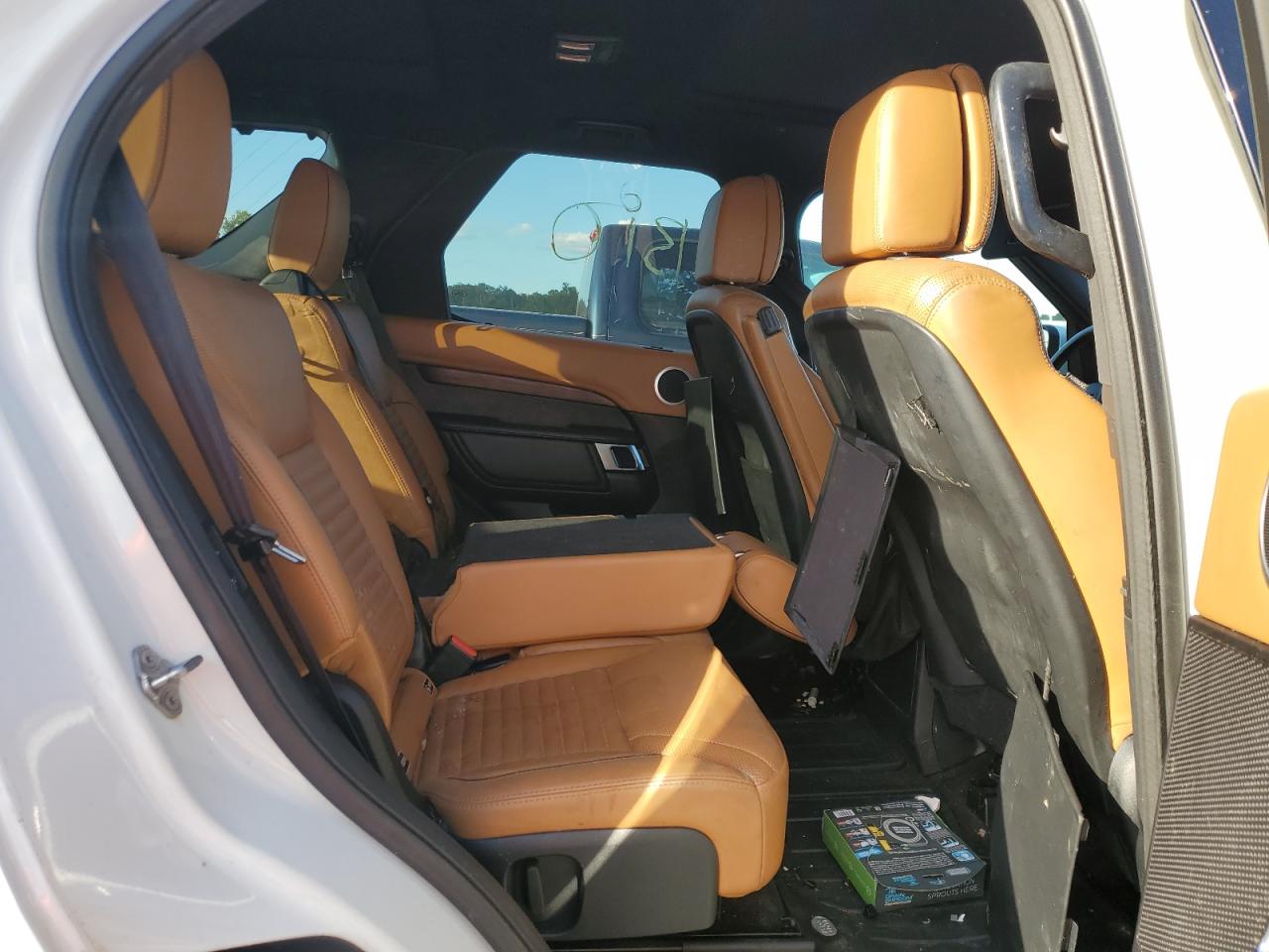 2017 Land Rover Discovery Hse Luxury VIN: SALRHBBV1HA045421 Lot: 87044065