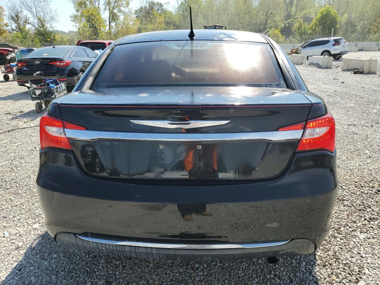 2013 Chrysler 200 Lx VIN: 1C3CCBABXDN604622 Lot: 84630185