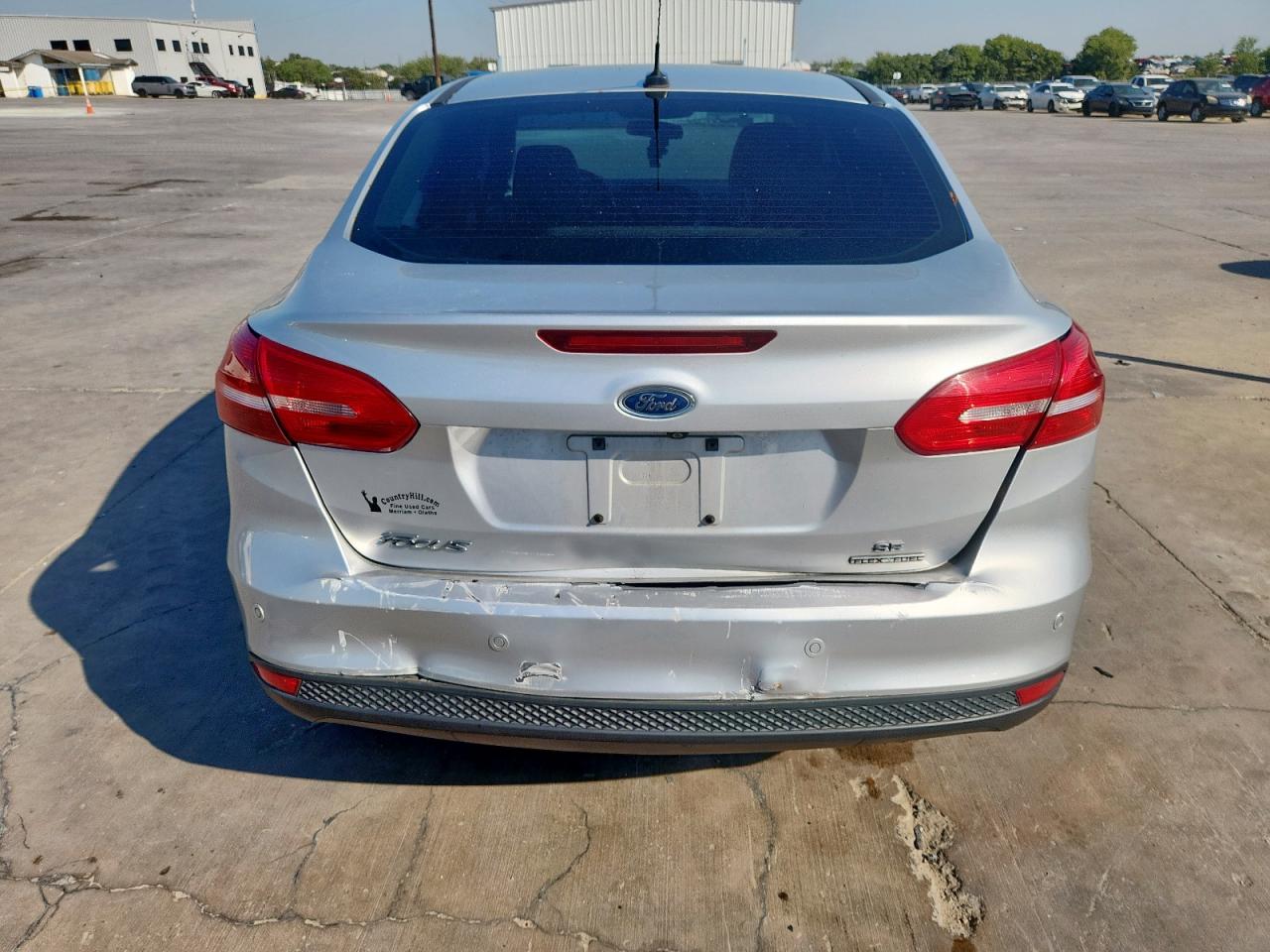 2016 Ford Focus Se VIN: 1FADP3F20GL289029 Lot: 82213985
