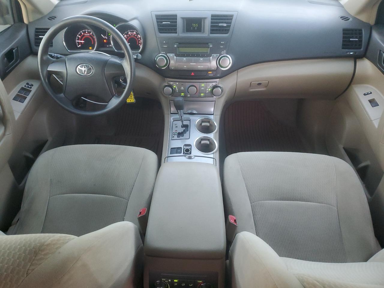 2010 Toyota Highlander VIN: 5TDZK3EH4AS011762 Lot: 82369235