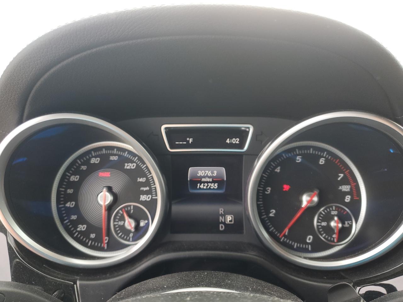 Фото: 4JGDF7DEXHA774174