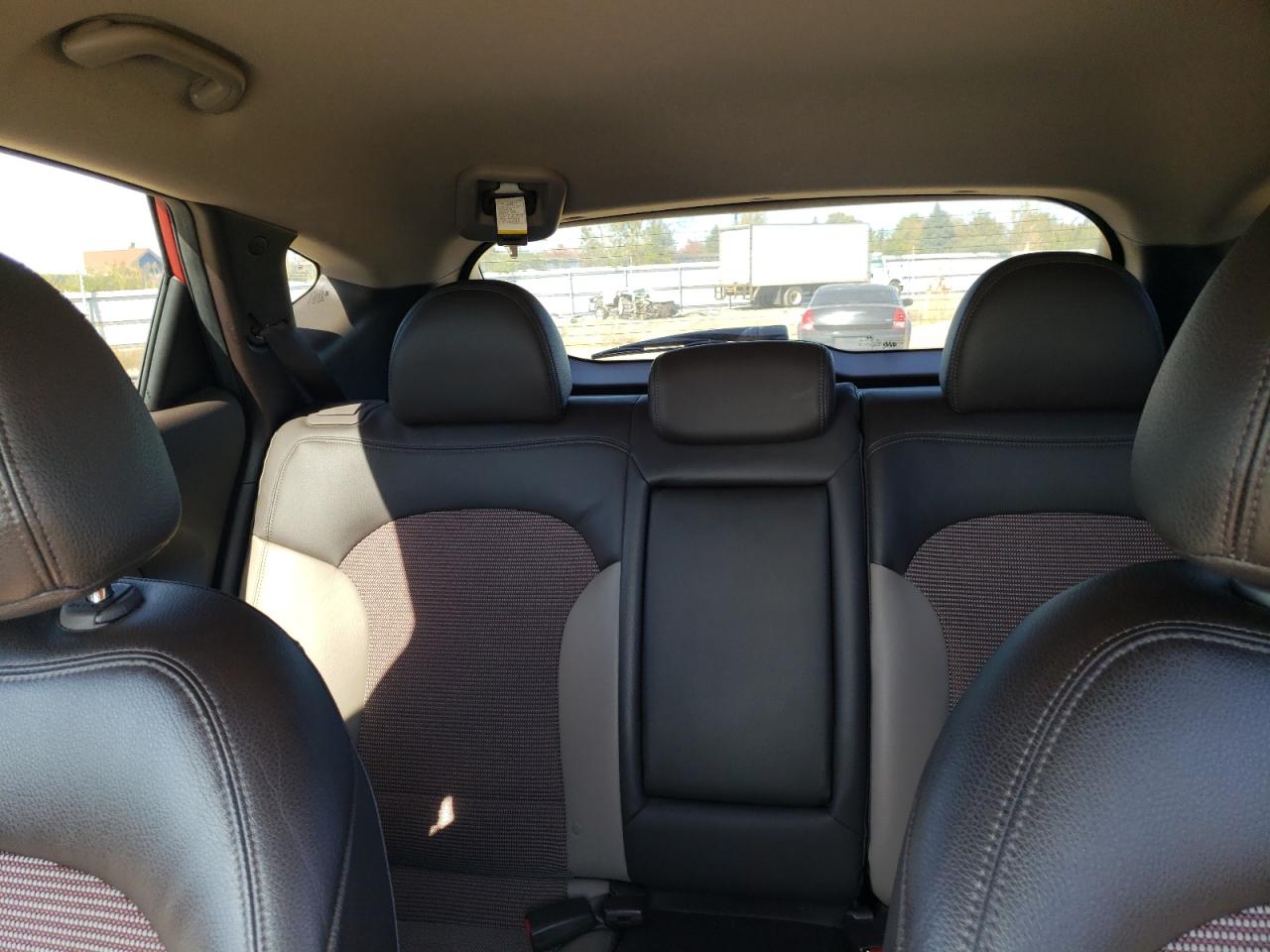 2011 Hyundai Tucson Gls VIN: KM8JU3AC2BU260684 Lot: 85520615