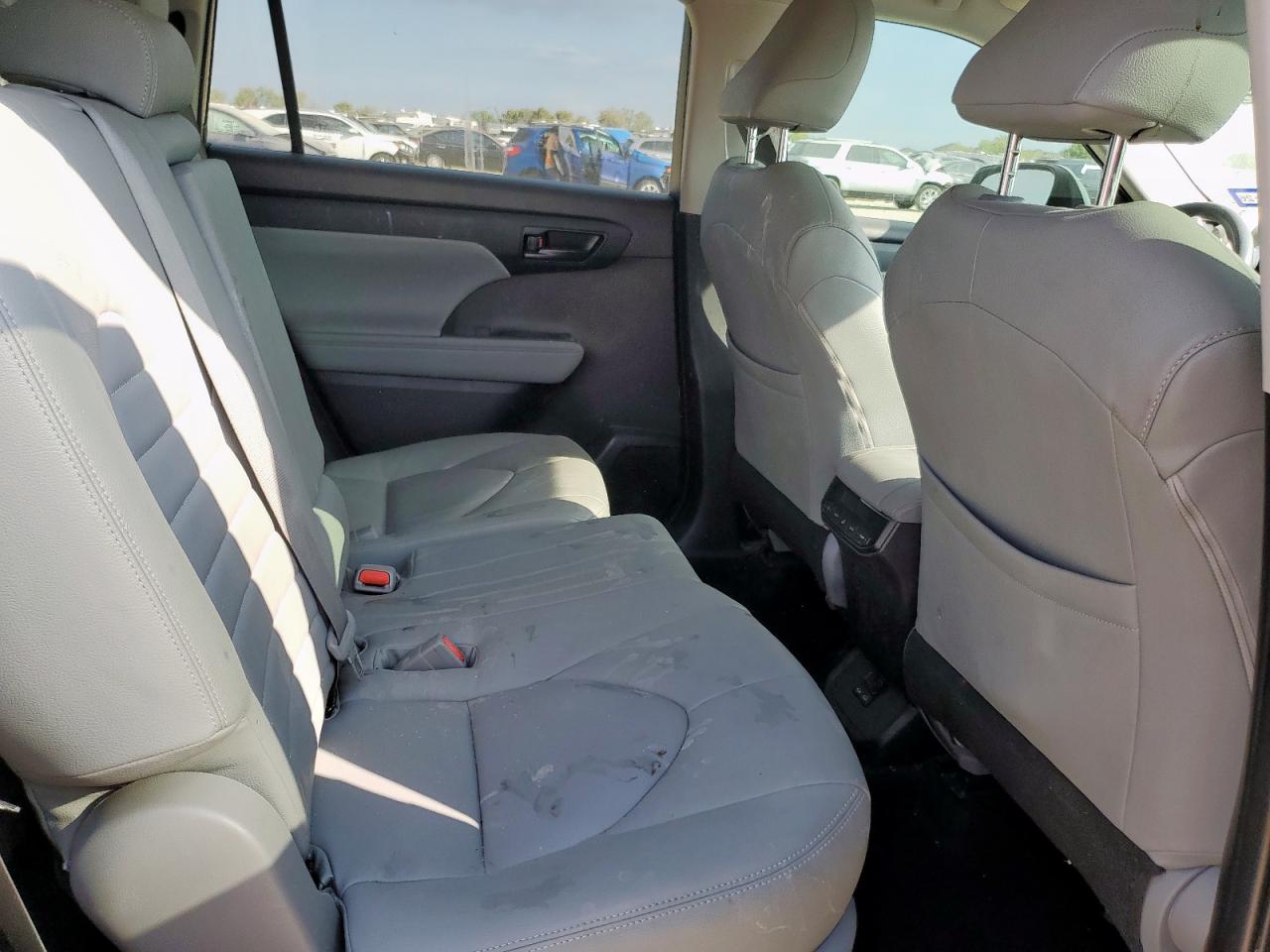 2024 Toyota Highlander Le VIN: 5TDKDRAH6RS539254 Lot: 82347295