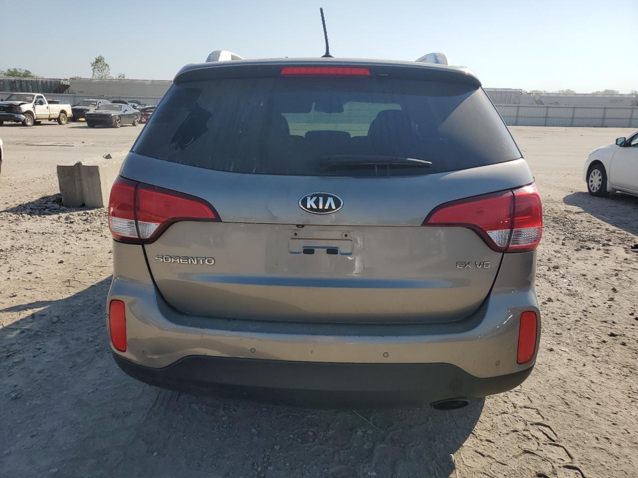 2015 Kia Sorento Ex VIN: 5XYKUDA7XFG640672 Lot: 85181575