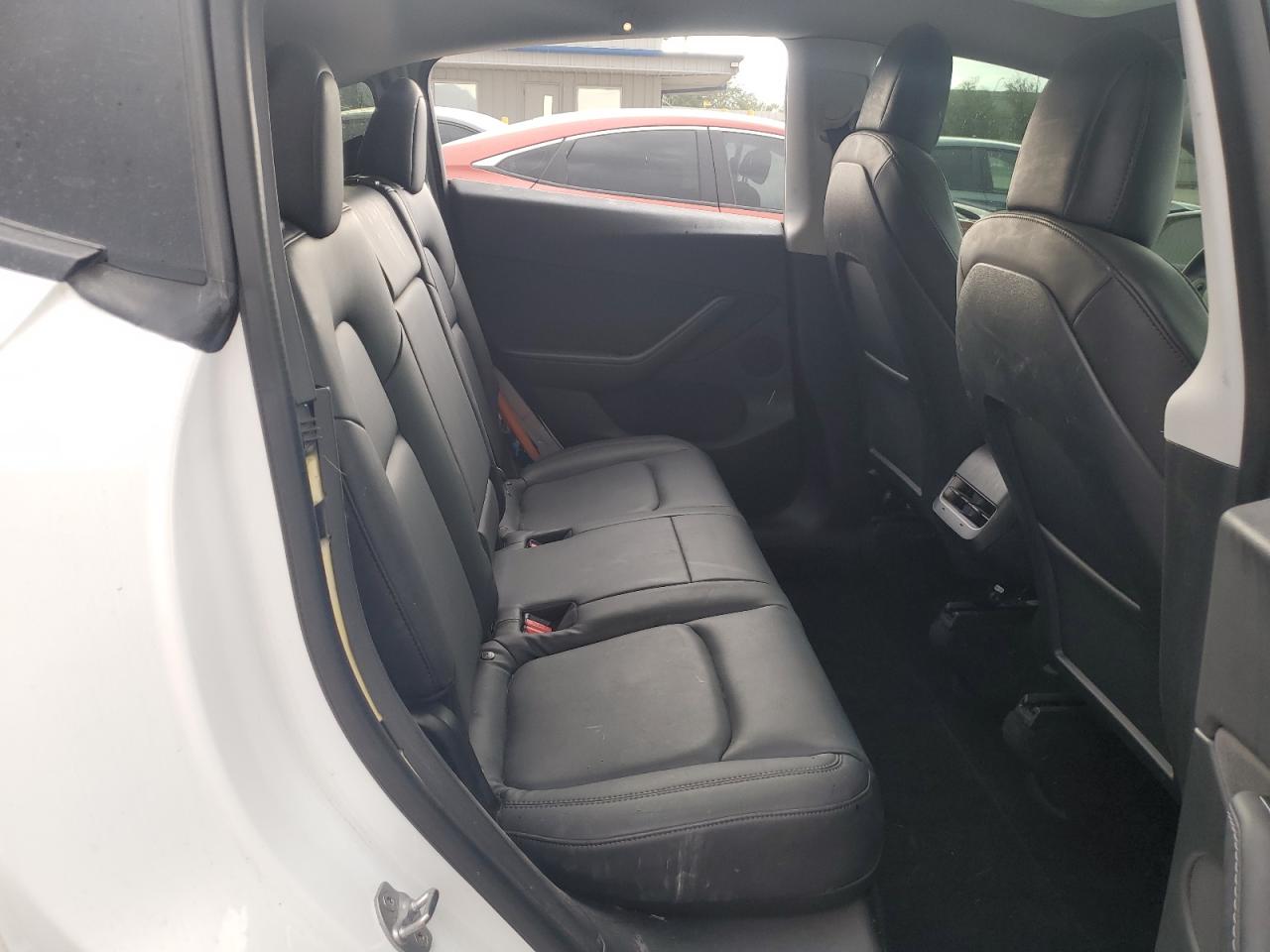 2020 Tesla Model Y VIN: 5YJYGDEE0LF047724 Lot: 85751705