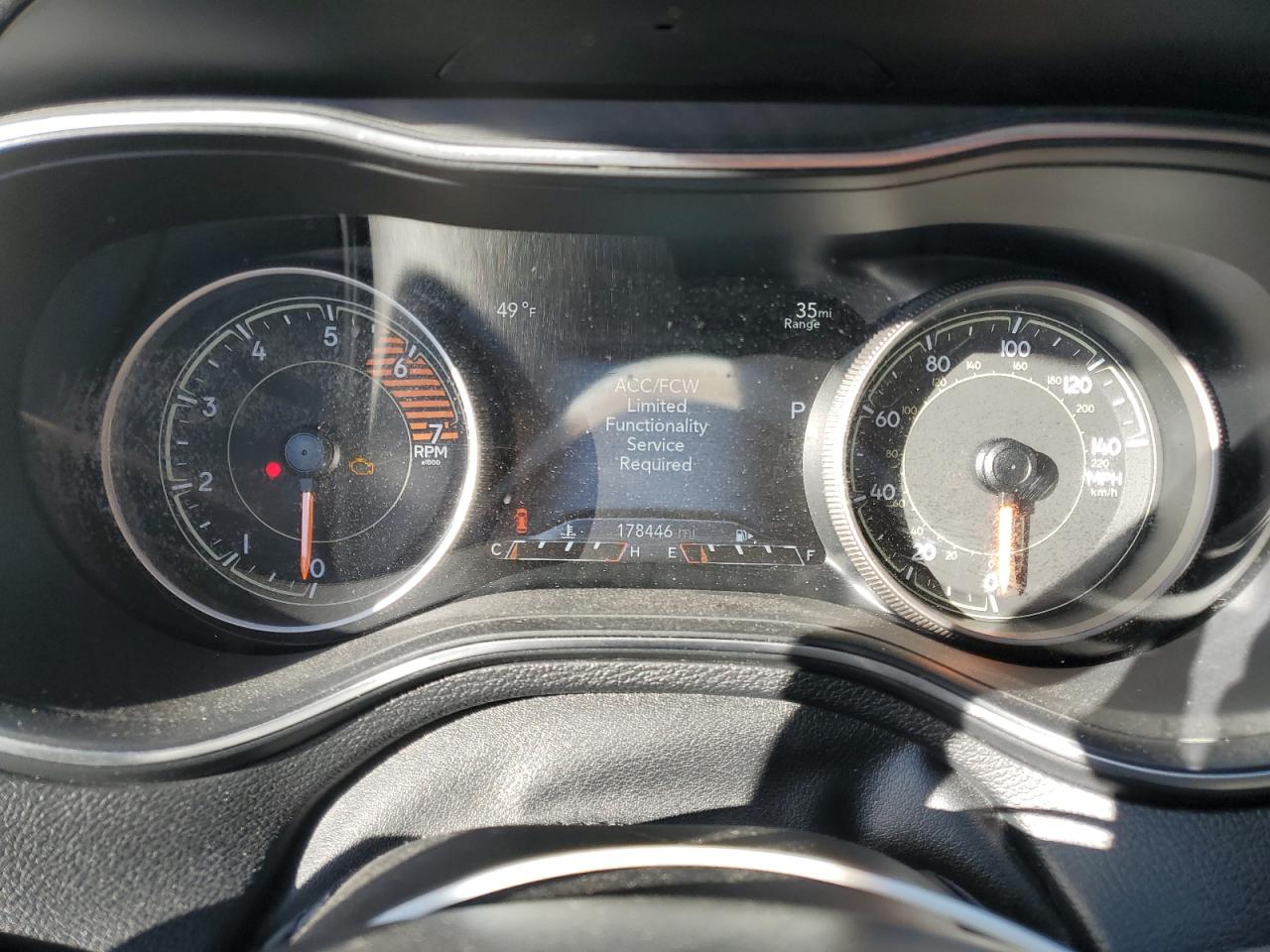 2019 Jeep Cherokee Limited VIN: 1C4PJMDN4KD215014 Lot: 89735665