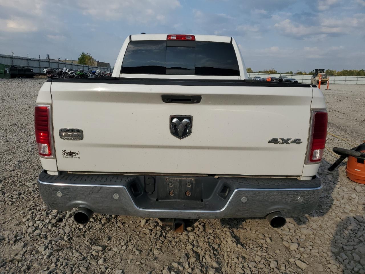 2015 Ram 1500 Longhorn VIN: 1C6RR7WM1FS679393 Lot: 81869225