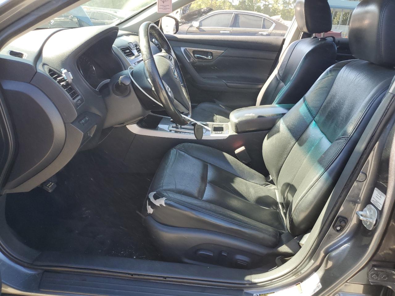 2015 Nissan Altima 2.5 VIN: 1N4AL3AP6FN397501 Lot: 84923975