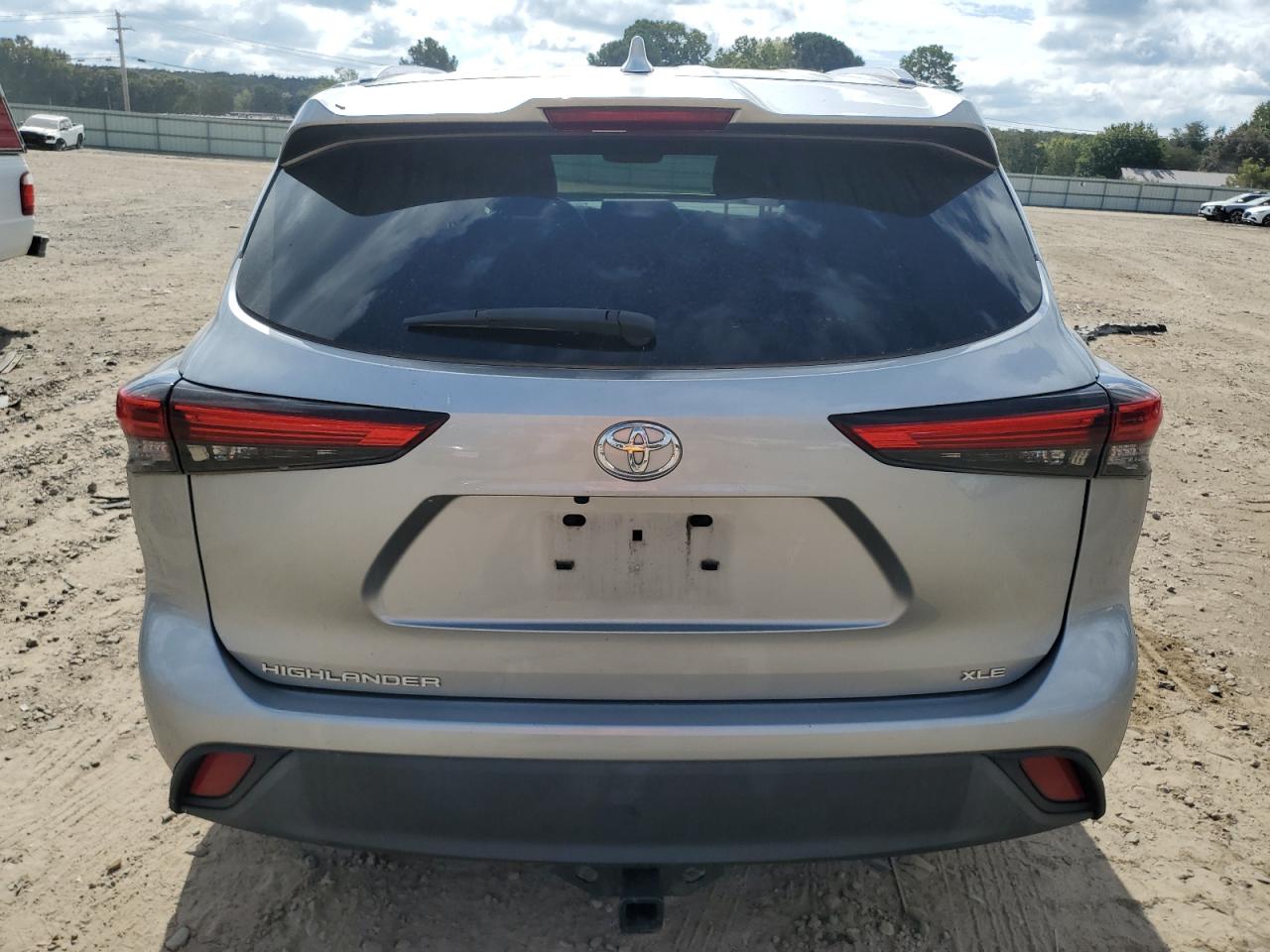 2021 Toyota Highlander Xle VIN: 5TDGZRAH5MS536121 Lot: 85508445