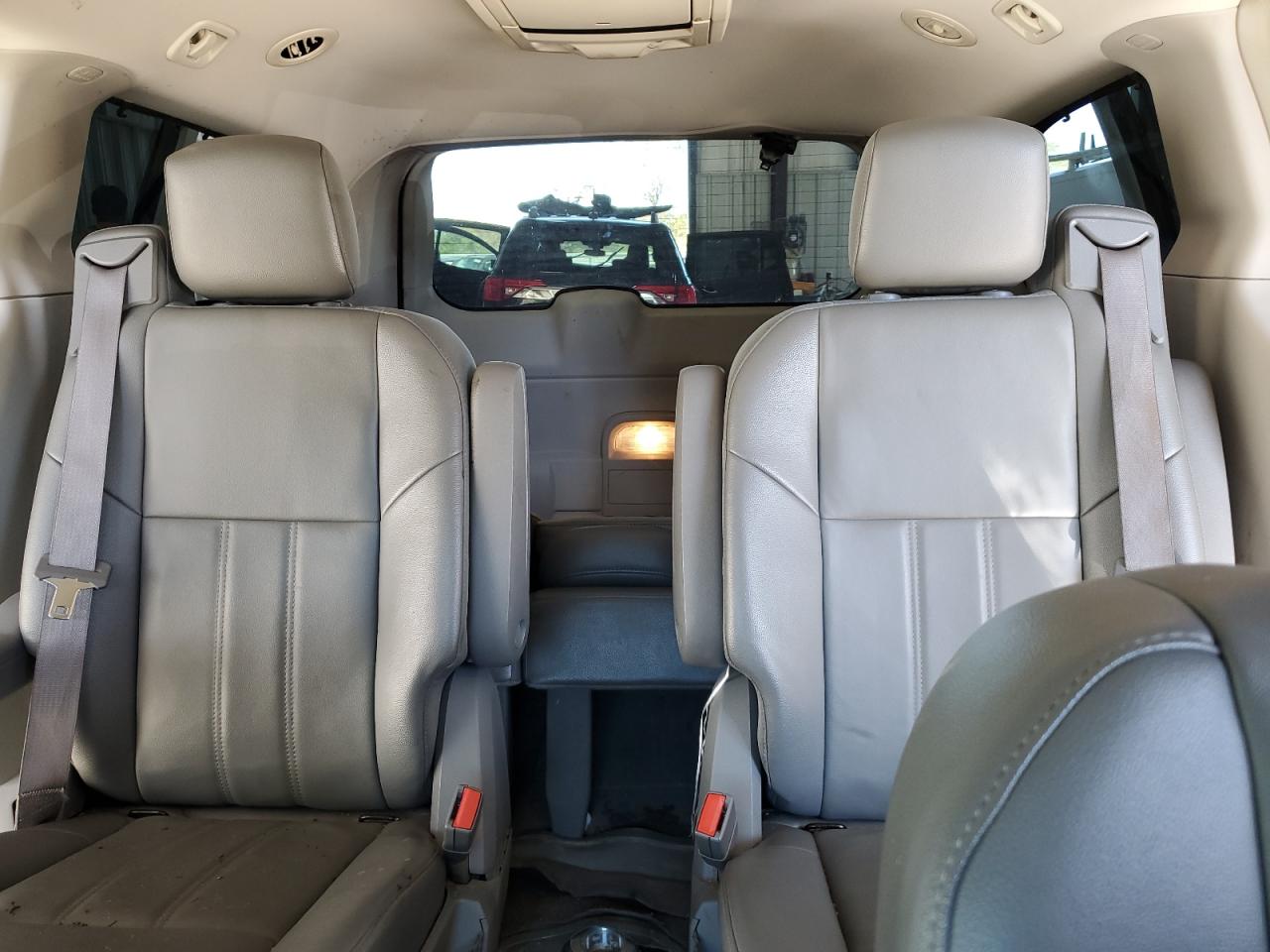 2008 Chrysler Town & Country Touring VIN: 2A8HR54P58R138625 Lot: 84793795