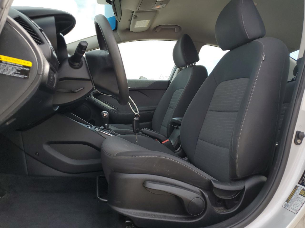 2018 Kia Forte Lx VIN: 3KPFL4A76JE270900 Lot: 82339045