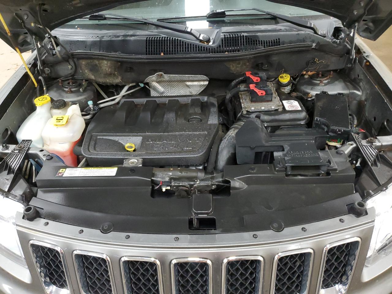 2012 Jeep Compass Latitude VIN: 1C4NJDEB5CD683590 Lot: 84460925