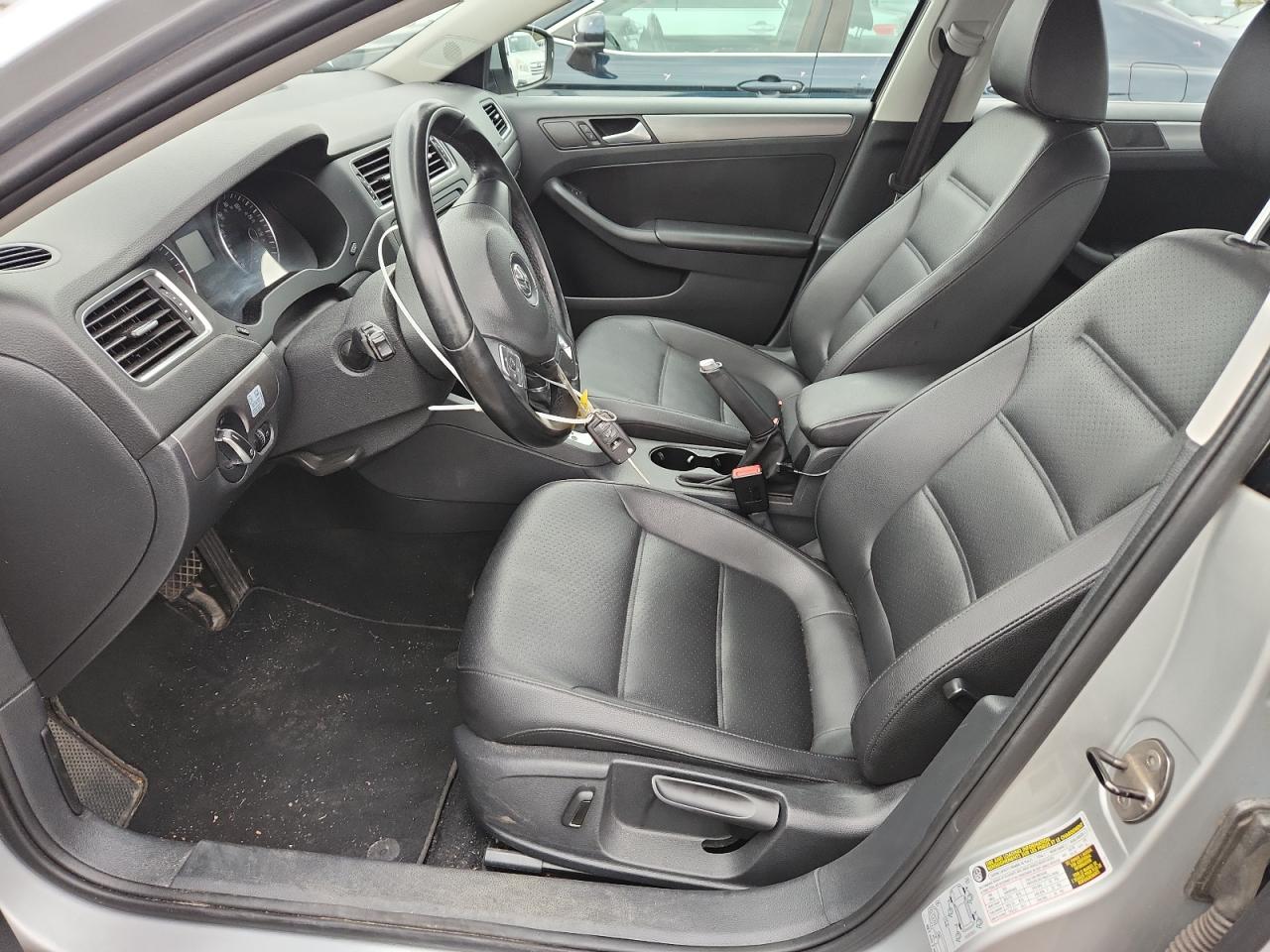 2014 Volkswagen Jetta Tdi VIN: 3VWLL7AJ8EM421020 Lot: 85918875