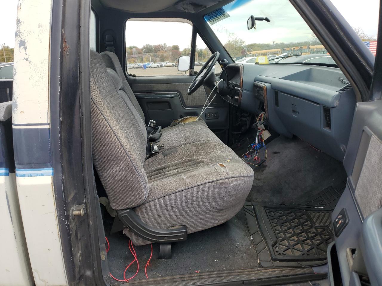 1990 Ford F150 VIN: 1FTEF15N5LNB41619 Lot: 90739065