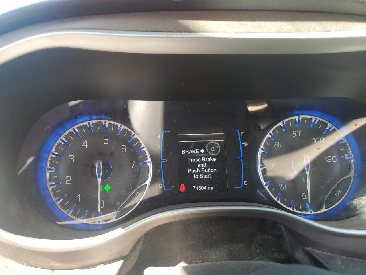 2017 Chrysler Pacifica Touring L VIN: 2C4RC1BG2HR570808 Lot: 85147815