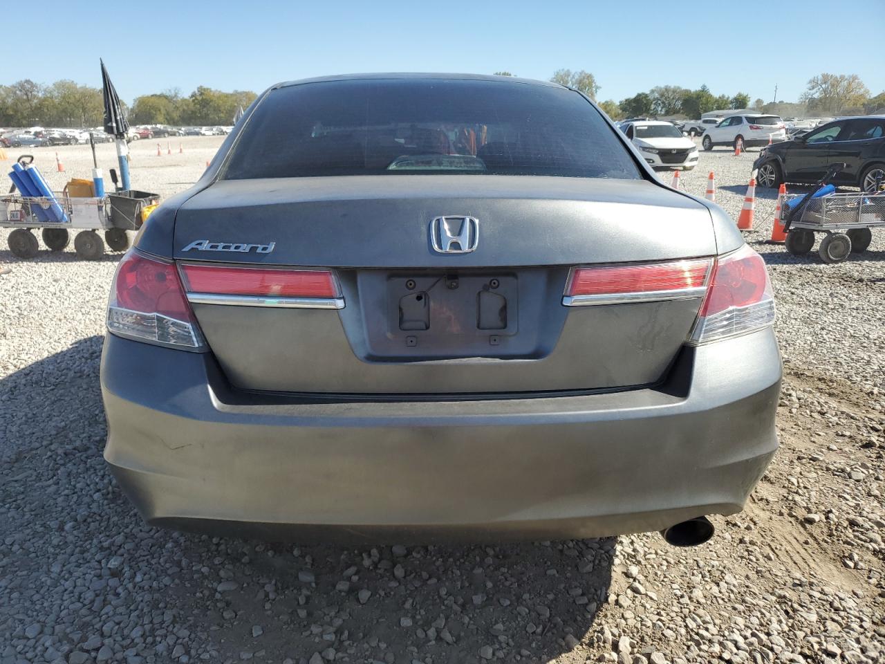 2011 Honda Accord Lx VIN: 1HGCP2F32BA093432 Lot: 82536415