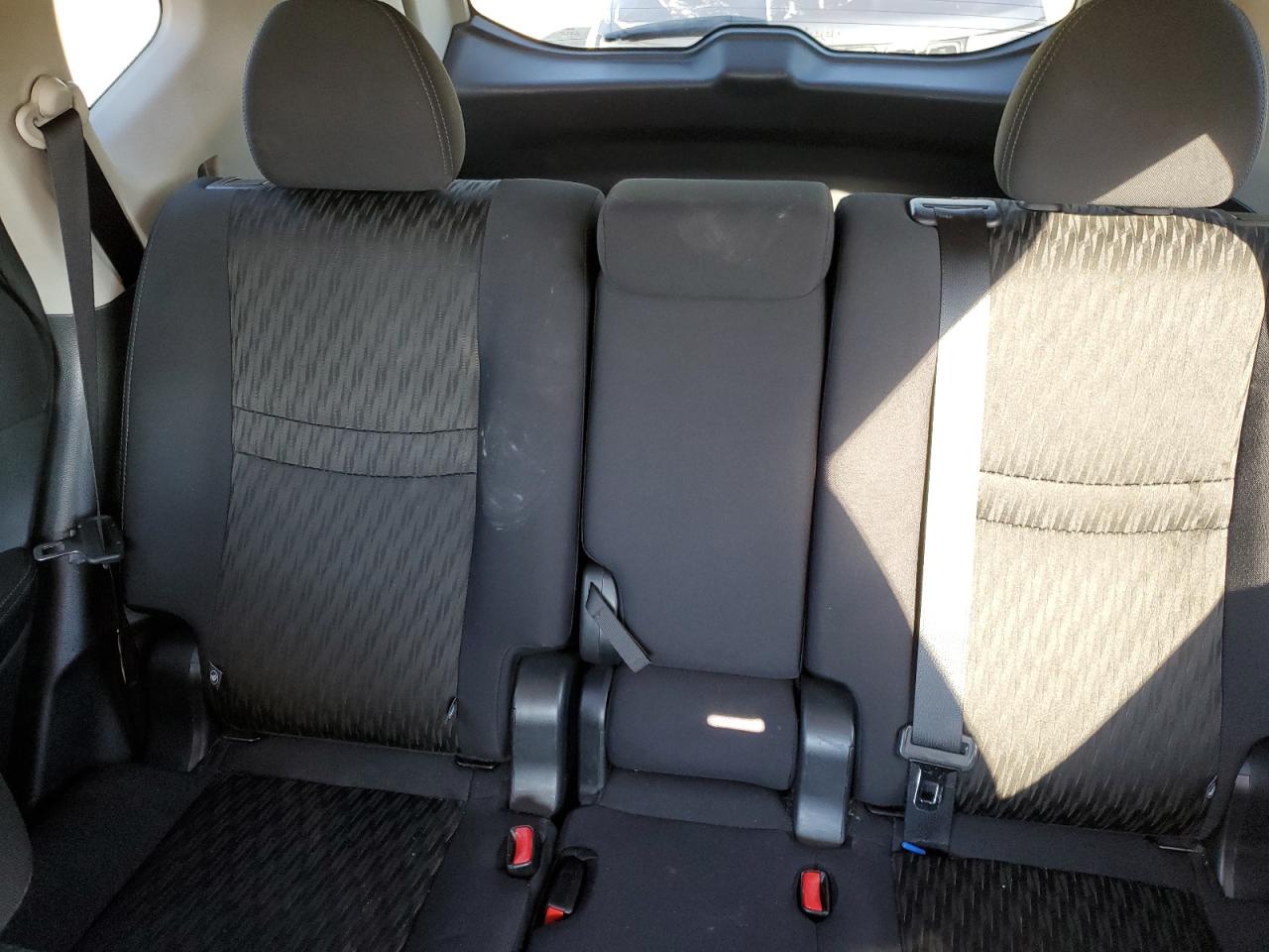 2019 Nissan Rogue S VIN: 5N1AT2MV5KC772665 Lot: 85269425