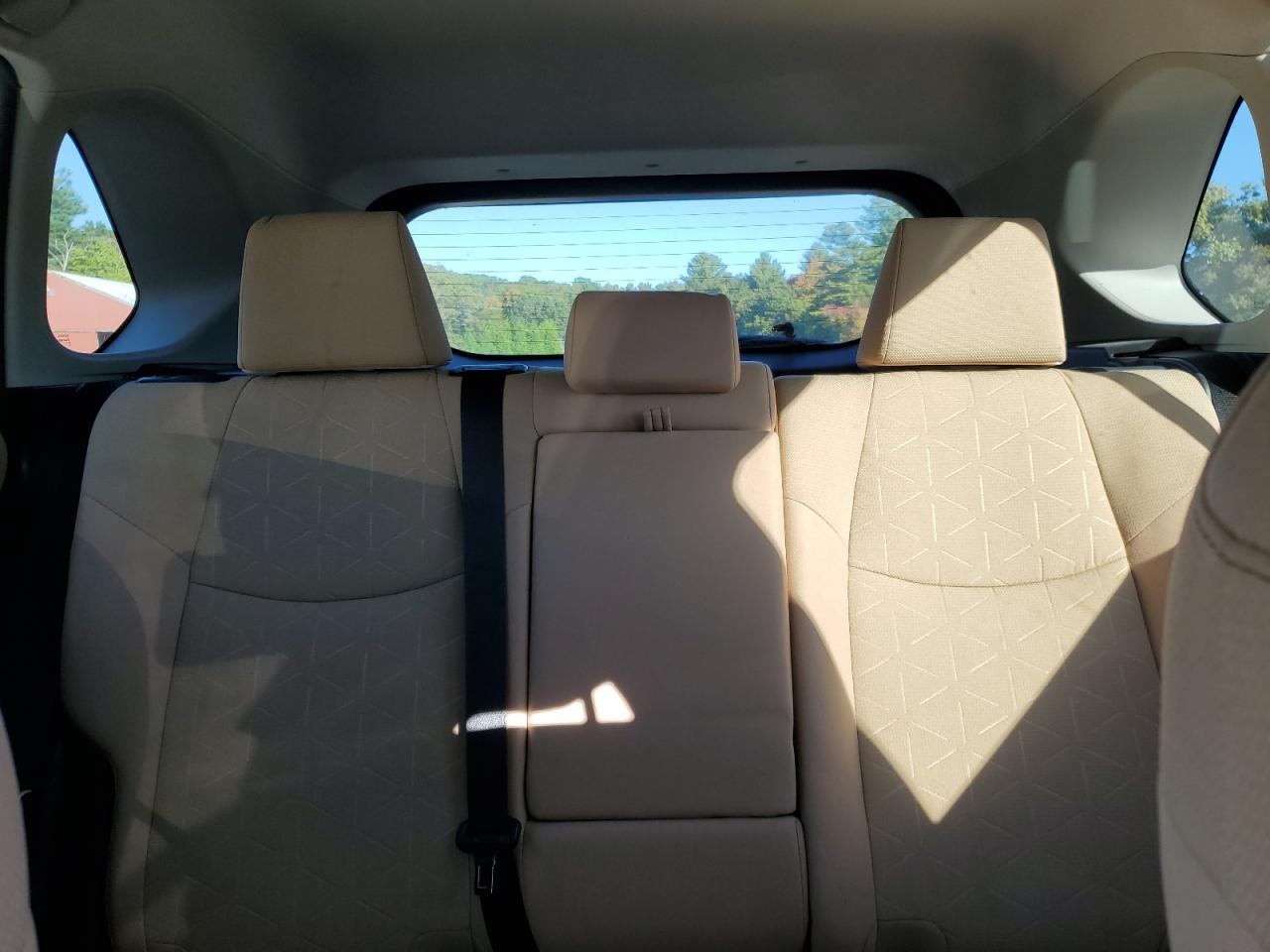 2019 Toyota Rav4 Xle VIN: 2T3P1RFV4KC049186 Lot: 71510325