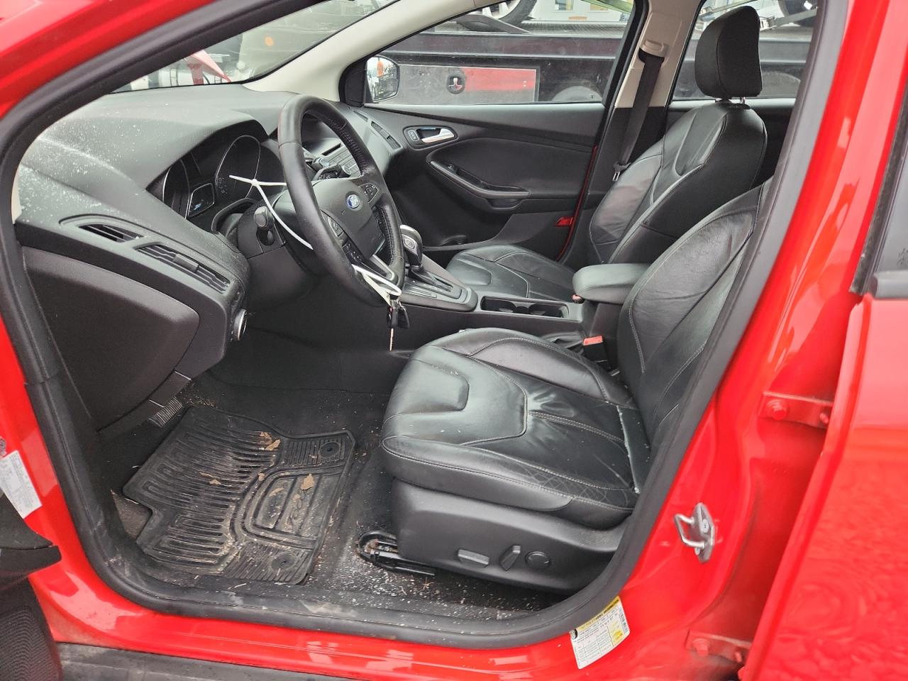 2016 Ford Focus Se VIN: 1FADP3K27GL325935 Lot: 86319085