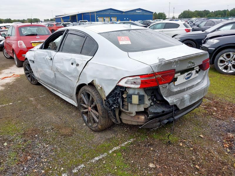 2015 JAGUAR XE R-SPORT D AUTO 