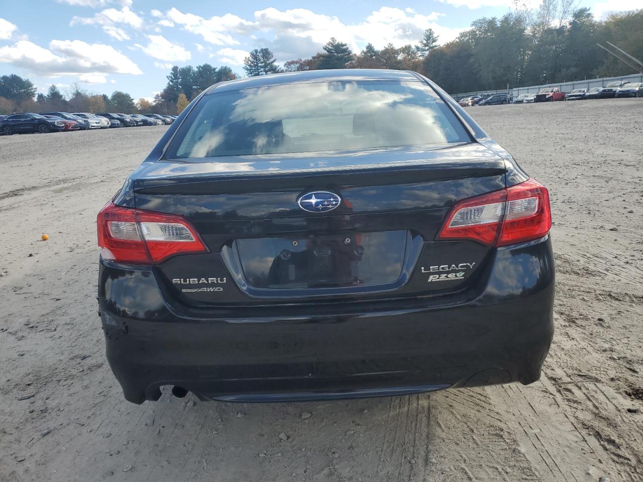 2017 Subaru Legacy 2.5I VIN: 4S3BNAB66H3021866 Lot: 89825005