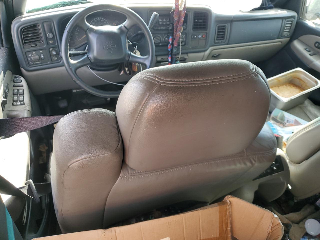 2002 Chevrolet Tahoe C1500 VIN: 1GNEC13ZX2R280819 Lot: 86133105