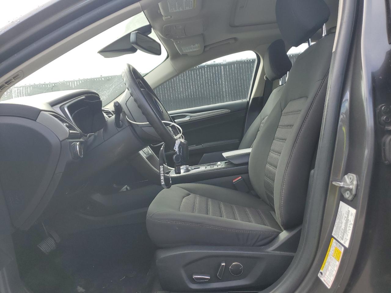 2020 Ford Fusion Se VIN: 3FA6P0HD9LR150180 Lot: 86156275