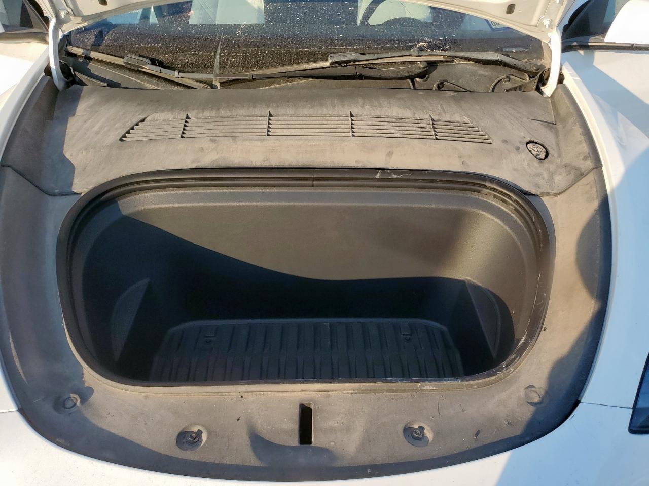 2023 Tesla Model Y VIN: 7SAYGDEE2PA166803 Lot: 84798075