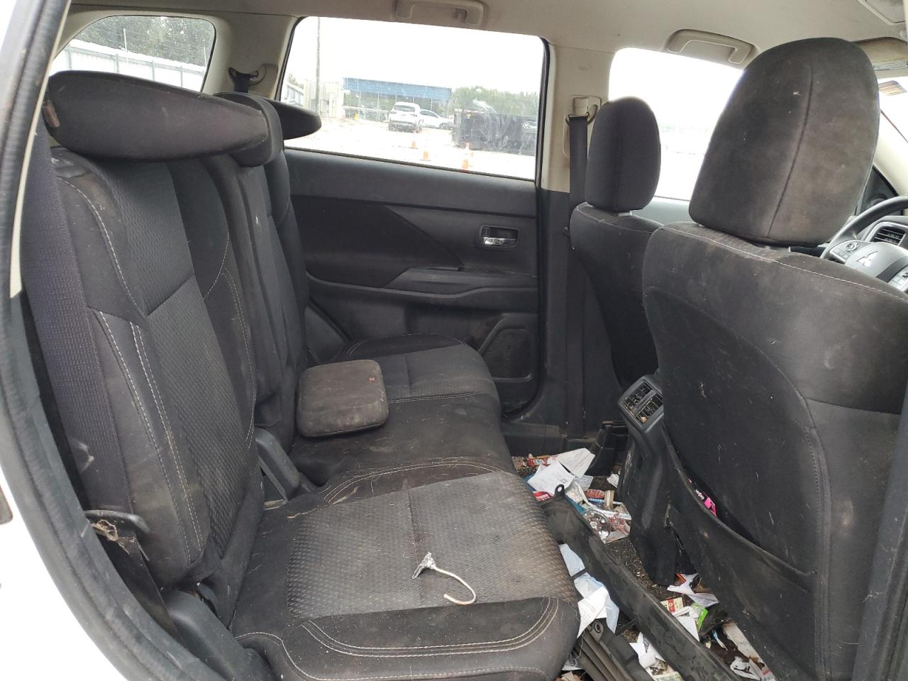 2020 Mitsubishi Outlander Es VIN: JA4AD2A33LZ012103 Lot: 89495655