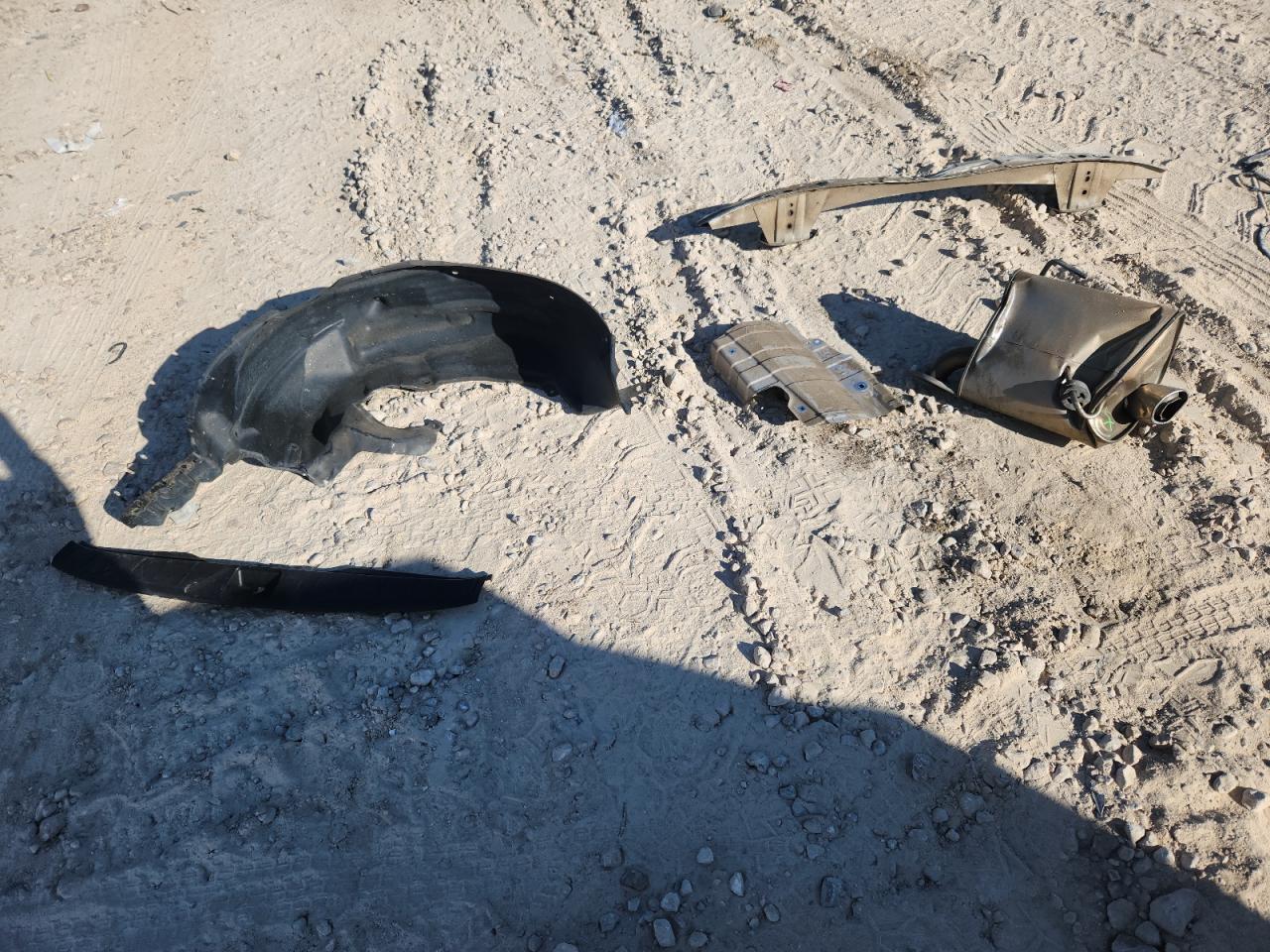 2017 Subaru Forester 2.5I Limited VIN: JF2SJARCXHH523100 Lot: 84559495