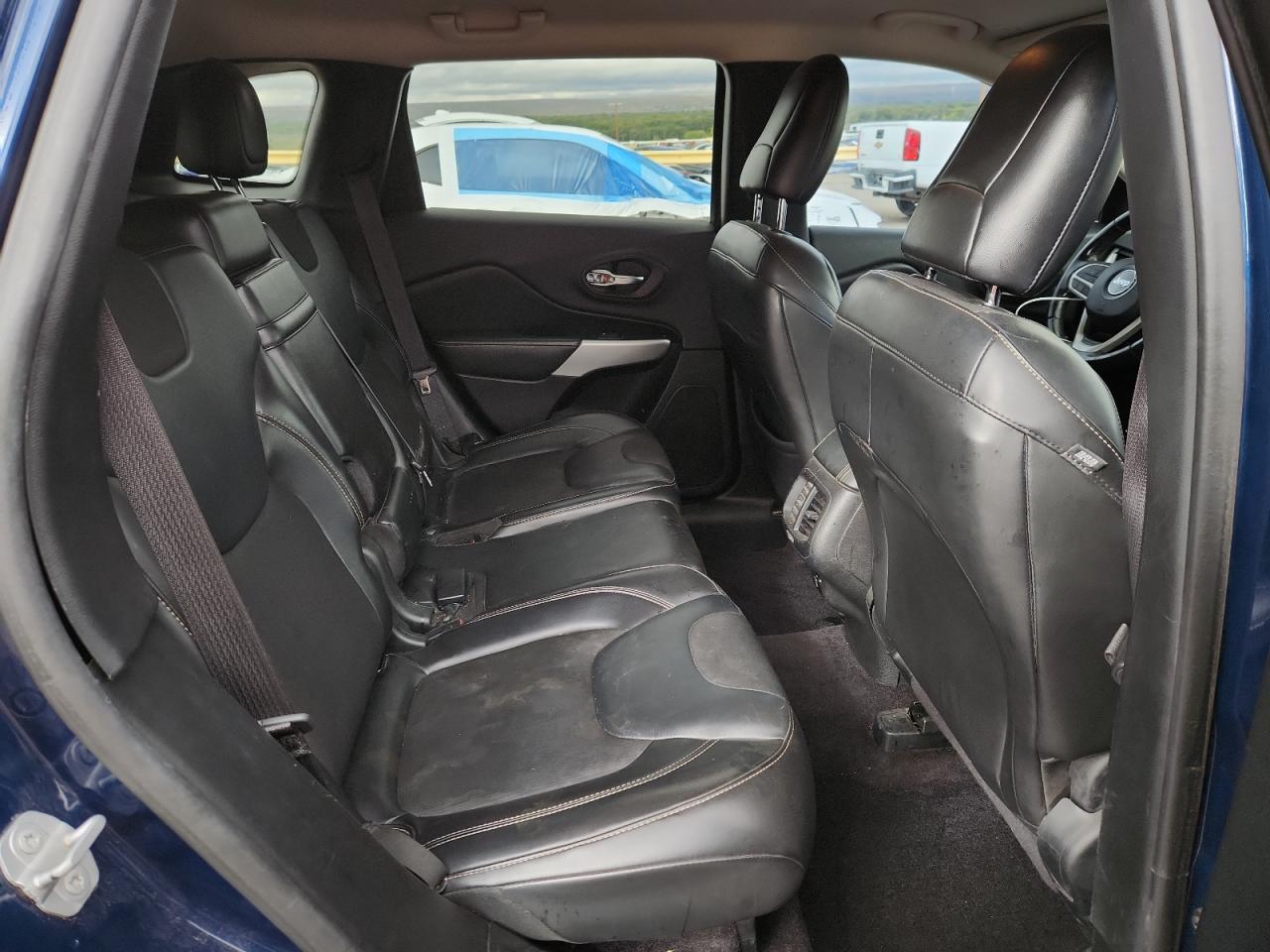 2018 Jeep Cherokee Latitude Plus VIN: 1C4PJLLB8JD540460 Lot: 86106225