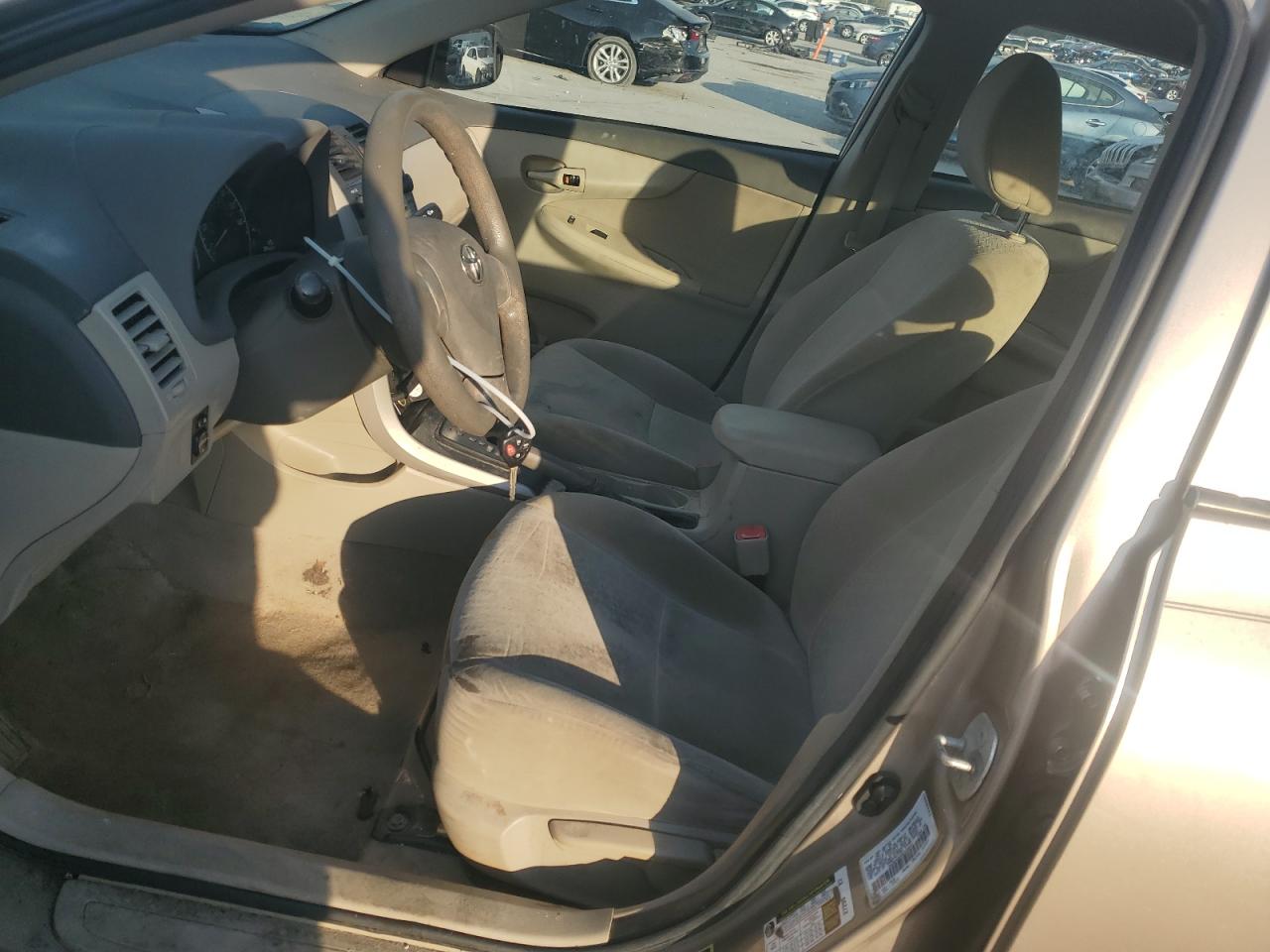 2009 Toyota Corolla Base VIN: 1NXBU40EX9Z019253 Lot: 86674205