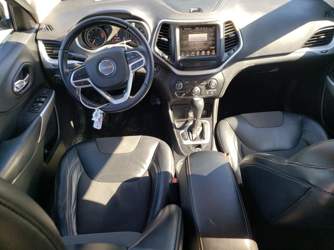 2018 Jeep Cherokee Latitude Plus VIN: 1C4PJLLB8JD534206 Lot: 91016645