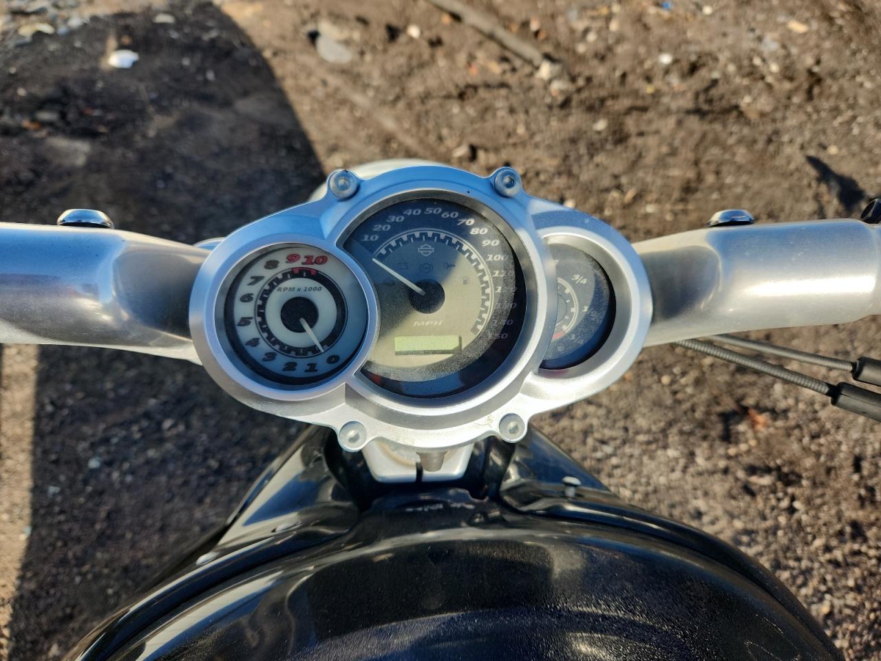 2011 Harley-Davidson Vrscf VIN: 1HD1HPH17BC803083 Lot: 84385765