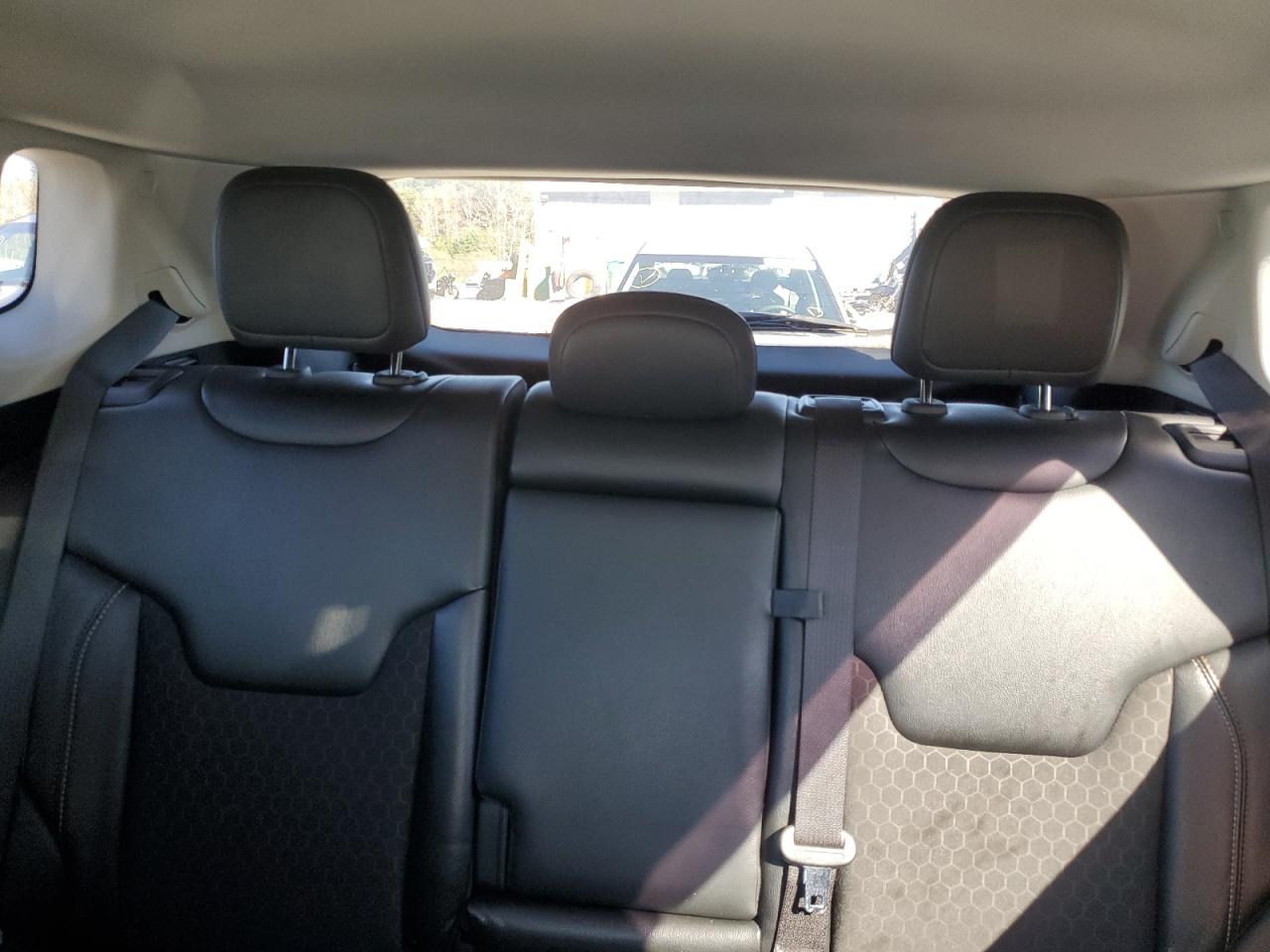 2020 Jeep Compass Latitude VIN: 3C4NJDBB2LT160252 Lot: 85830445