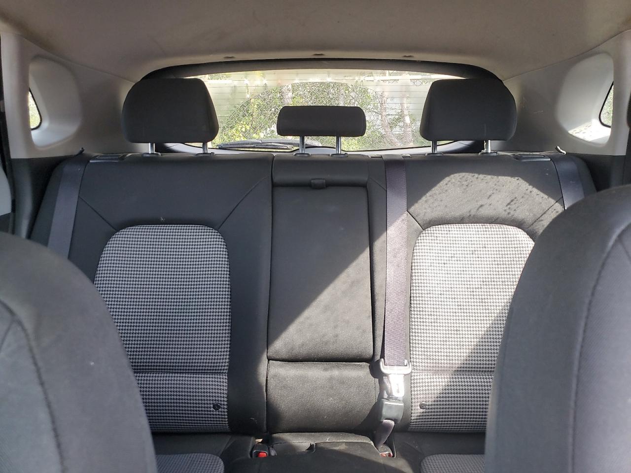 2020 Hyundai Kona Sel VIN: KM8K22AA4LU553541 Lot: 85323795